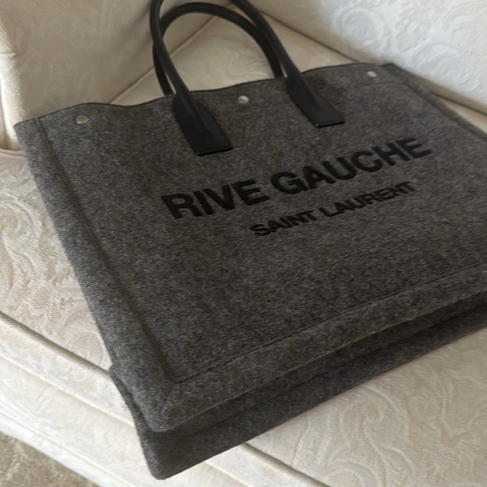 Auth Saint Laurent Rive Gauche Gray Felt Tote Bag Large - Price is Firm - Picture 4 of 4
